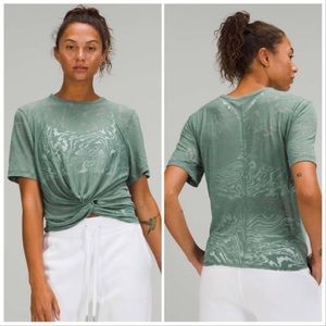 Lululemon Crescent Tee, 2
